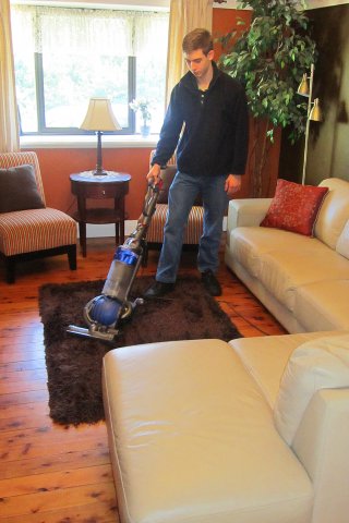 Our four Dyson DC25s are approved by the National Allergy Council Australia as great for asthma/allergy sufferers. Powerful suction means we get your carpet thoroughly cleaned!